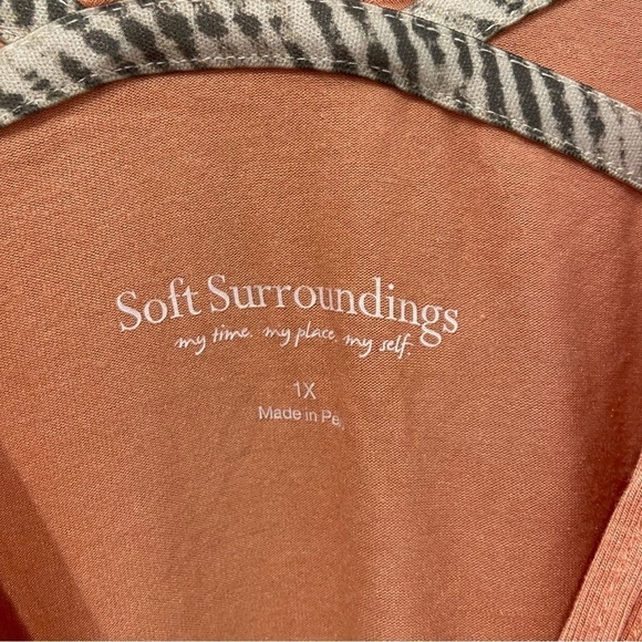 Soft Surroundings 1X Top V Neck Twist Knot Short Sleeve Shirt - Picture 4 of 10